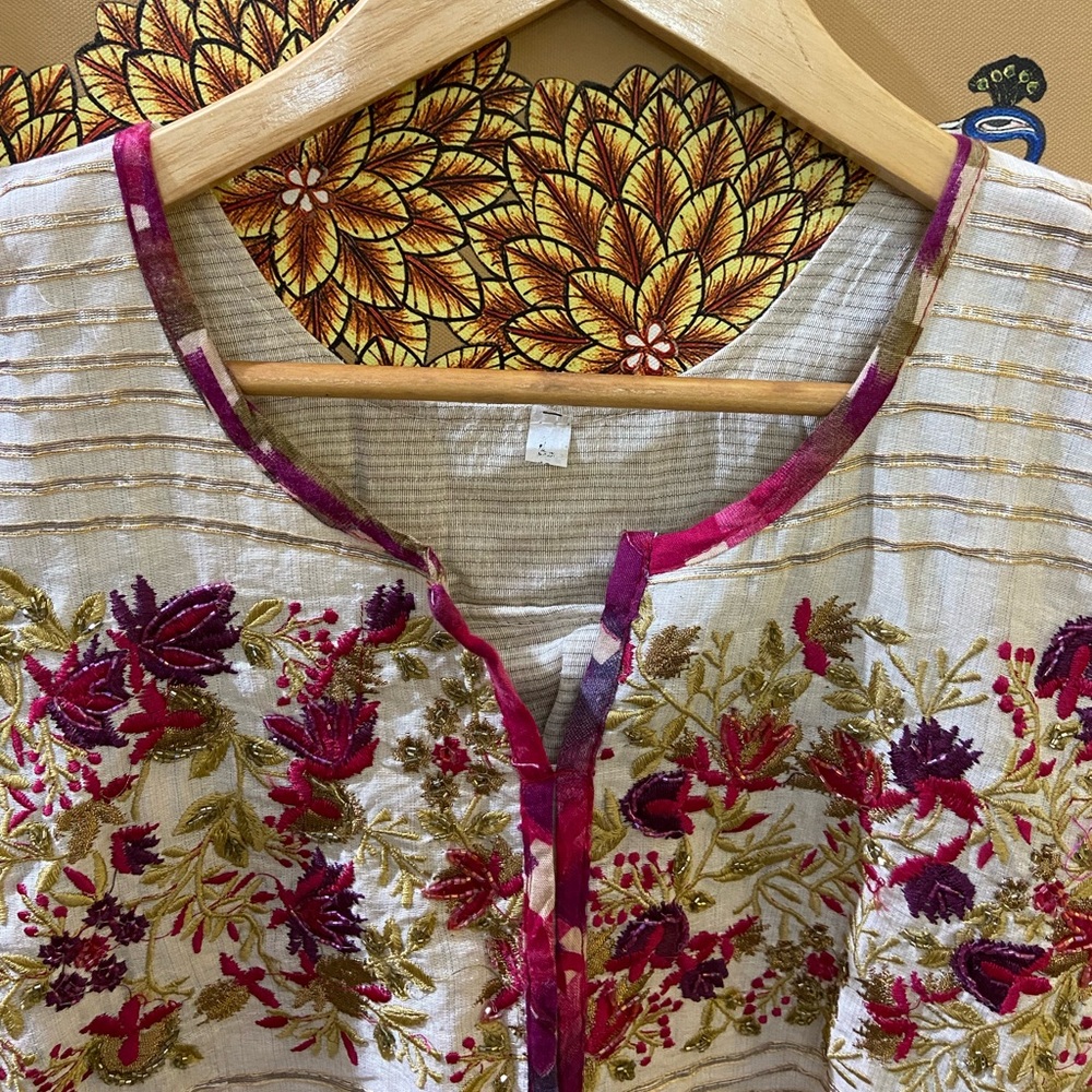 🛍Anarkali Suit. 🚨No Pant - only Kurta and Duppata.Size- 36 - Picture 3 of 8